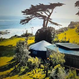 the hole in the rock yurt, hotel in Cape Foulwind