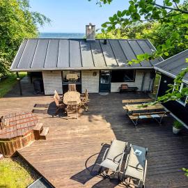 3 Bedroom Amazing Home In Fur, hotel din Fur