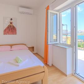 Emma with seaview, hotel in Zubovići