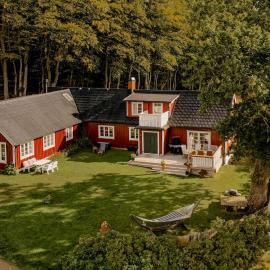 Charming Houses In Scenic Surroundings, готель у місті Бостад