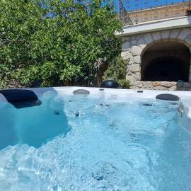 Villa Bartola, hotel u Grižanama