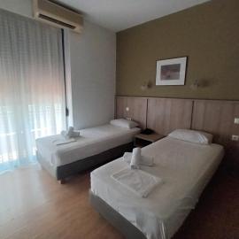 Hotel THERMOPULES, hotel em Lamía