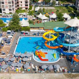 All-inclusive Holiday Apartments in Tarsis Hotel & Aquapark, hotel in Sunny Beach