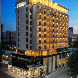 Doubletree By Hilton Addis Ababa Airport, hotel ad Addis Abeba