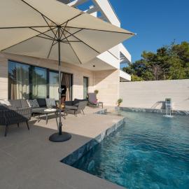 Rozeta luxury apartment with Private pool