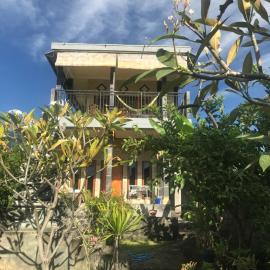 Dewenten Backpacker, hotel in Tulamben