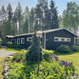 Villa Väinölä, tilaa rauhoittua、アラブスのホテル