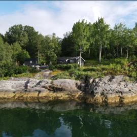 Koselig hytte i sjøkanten, viešbutis Olesiunde