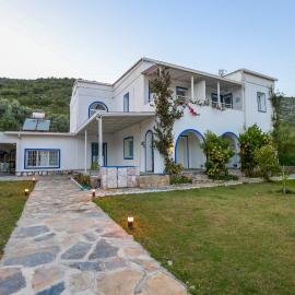 Yalıyanı Pansiyon, hotel in Yaliciftlik