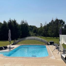 GITE ROMANTIQUE, hotell sihtkohas Cléré-les-Pins