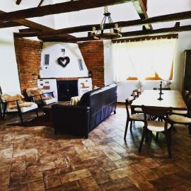 Cerdacul din livada - Șura Bunicilor, hotel em Vaideeni
