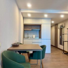 Family Apartment near the Sea
