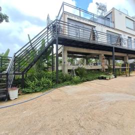 Homestay Container Bee Home Di Linh