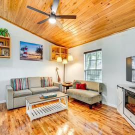 Cozy Bungalow Steps from Downtown Mount Dora, hotel a Mount Dora