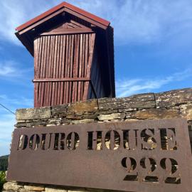 Douro House 222, hotel in Castelo de Paiva