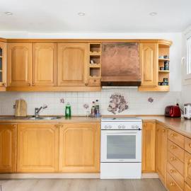 Bright family home, hotel em Asker