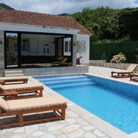 VILLA Amaris Boka Bay- Luxury Escape with Pool & Spa