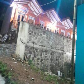 Penginapan zize, hotel in Berastagi