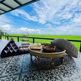 Healing Homestay, готель у місті Kampung Bongor Kudong