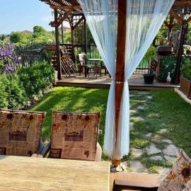 Mountain Breeze Villa, Hotel in Rogachevo