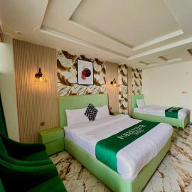 Forest Edge Hotel, hotel a Murree