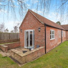 Primrose Cottage - Uk48563، فندق في Aby