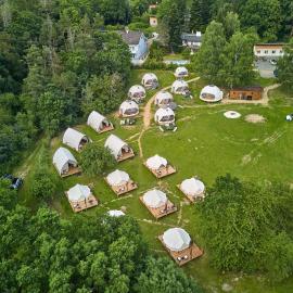 Glamping Slapy, hotel Slapyban