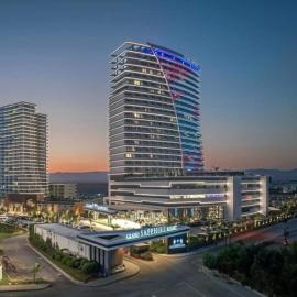 GRAND SAPPHIRE HOTEL CASINO and RESIDENTS 1 Bedroom Suit with Free Internet