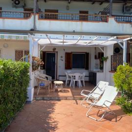 Hibiscus Apartment-casa per le vacanze vicino tropea