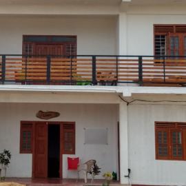Farm of Nambikay Guesthouse -1st floor, 3 bedrooms, hotel en Adaikkalamoddai