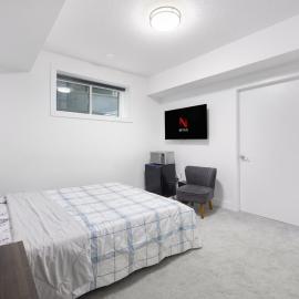 Studio Suite in Northeast, Edmonton, hotel em Edmonton
