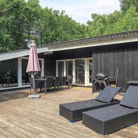 8 person holiday home in Ålbæk-By Traum