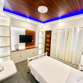 Lipa City Transient Room، فندق في Inosloban