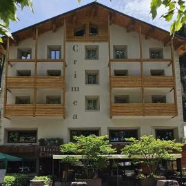 Crimea Wine Hotel, hotell i Chiavenna