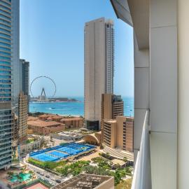 Cityscape & Coastal Charm Elegant 2BR Seaside, hotel a Dubai Marina