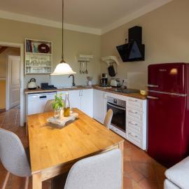 SeeZauber- gemütliche Ferienwohnung, Privatparkplatz, Cospudener See, hotel v destinácii Markkleeberg