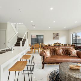 Austral में, होटल Austral Spacious large 5 br home with Central AC