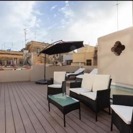 KoKo House Deluxe Apartment with Rooftop Terrace