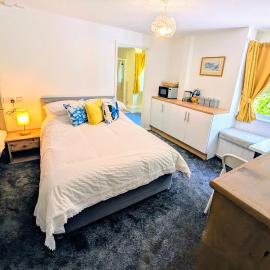 Parkside Lodge Hotel، فندق في كاميلفورد