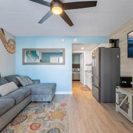 Coastal Escape: 1 Bedroom Condo w/ 2 Heated Pools!