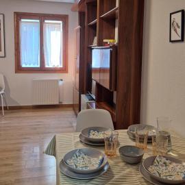 Apartamento Uxín, hotel in Isaba