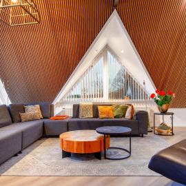 Stylish Villa Bij Klaas Near Forest Lake, hotel in Rijs
