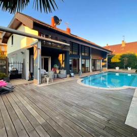 Maison, Hotel in Maxilly-sur-Léman