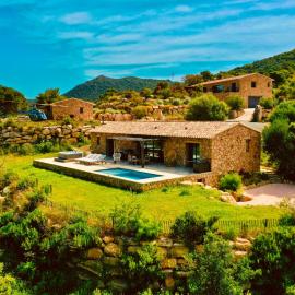 Domaine Aria di Terra*****، فندق في فيغاري