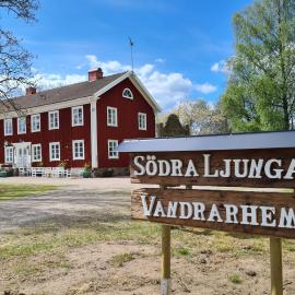 Södra Ljunga Vandrarhem: Ljungby şehrinde bir otel