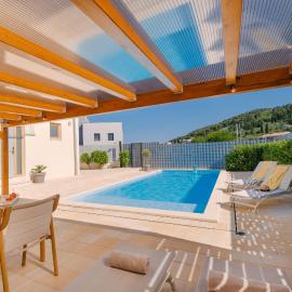 A'More Preko, hotell i Preko