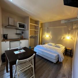 Studio 3 Aux volets bleus, hotel in Aulus-les-Bains