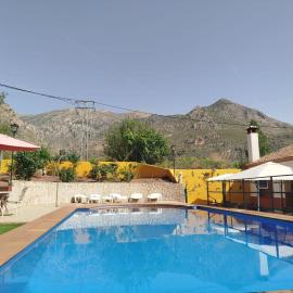 Alojamientos Rurales Balcón de Mágina, hotel v destinaci Huelma