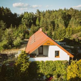 Agroturystyka u Miłosza, Hotel in Górowo-Trzęski