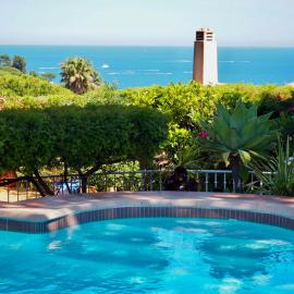 Villa Riviera, Sea view, Pool, Jacuzzi, Sauna, Walk to the beach, hotel i Sainte-Maxime